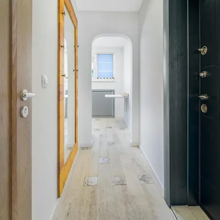 Charming Downtown With Unique Terrace Apartament Sofia